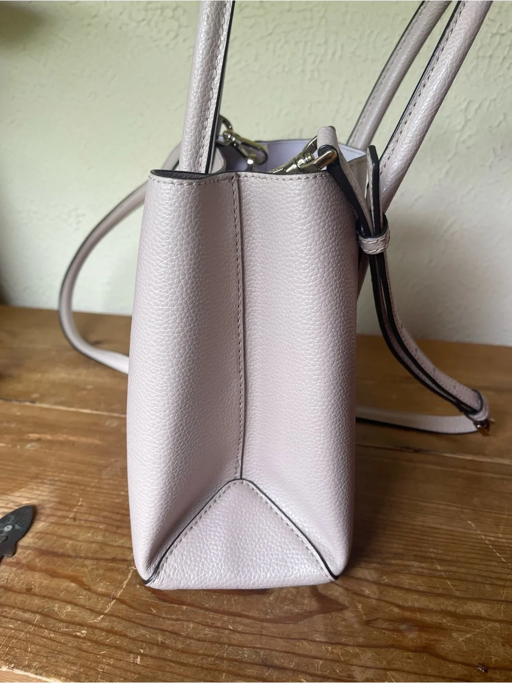 Kate Spade Leather Satchel in light taupe/beige color
